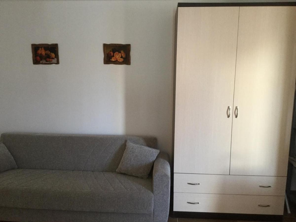 Kk Fafa Apartments Golem  Εξωτερικό φωτογραφία